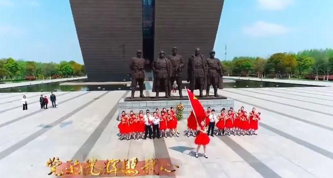 上升的白气球